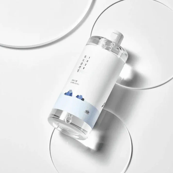 Agua Micellar 1025 Dokdo Cleansing Water Round Lab