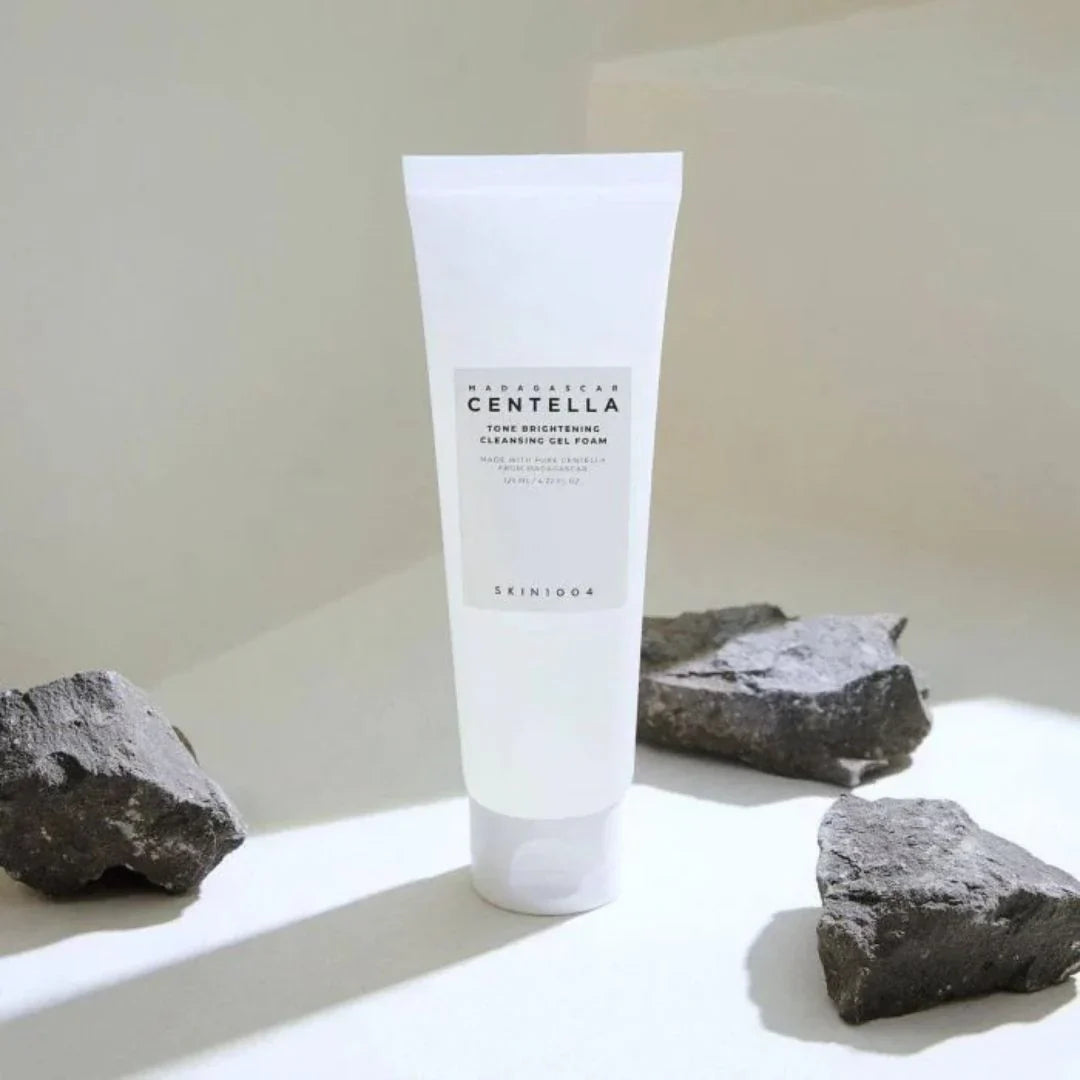 Limpiador Madagascar Centella Tone Brightening Cleansing Gel Foam Skin1004